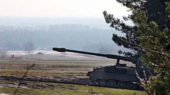 Die gro&szlig; angelegte &Uuml;bung soll die Streitkr&auml;fte f&uuml;r einen Einsatz im Baltikum trainieren. - &copy; Bernhard Preu&szlig;