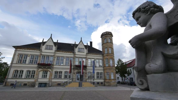 Dass das Rathaus in Horn saniert werden muss ist unstrittig. In welchem Umfang, dar&uuml;ber streitet die Politik. - &copy; Jost Wolf