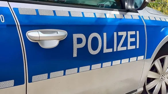 Mitten auf der Stra&szlig;e stand der VW und bewegte sich nicht mehr weiter. - &copy; Symbolfoto: pixabay / Creative Commons