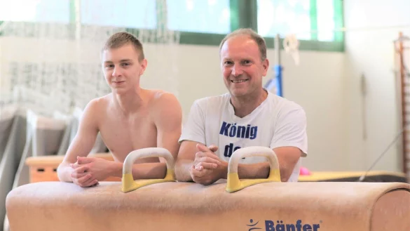 Turner Daniel Sorin (links) und Trainer Nils Nagel freuen sich auf die Drittliga-Saison. - &copy; Oliver K&ouml;nig