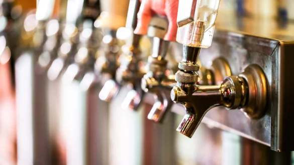 Die Kneipenvielfalt der 1970er Jahre hat Lemgo heute nicht mehr. Aber noch immer hat die Alte Hansestadt gastronomisch viel zu bieten. - &copy; Copyright 2015 Arina Photography