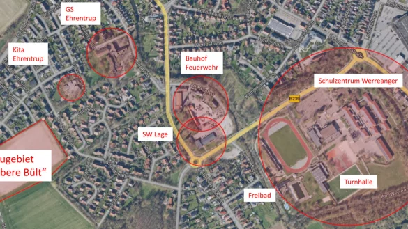Energieservice Westfalen Weser hat f&uuml;r die Pr&auml;sentation im Hauptausschuss eine &Uuml;bersicht vorgestellt. Wenn sich Lage f&uuml;r die gro&szlig;e Fernw&auml;rme-L&ouml;sung entscheidet, sind die rot umrissenen Einrichtungen und Gebiete Kunden. Es gibt einen Anschlusszwang, damit sich die Investition rechnet. - &copy; Grafik/Foto: Energieservice Westfalen Weser