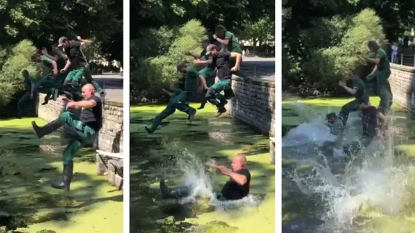 Kein Scherz: Tierpfleger des Tierparks Olderdissen springen in einen Teich voller Algen und Entengr&uuml;tze. - &copy; Screenshots: Facebook / Stadt Bielefeld