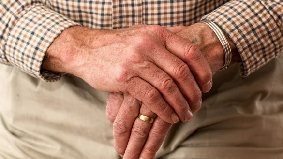 Ein 58-j&auml;hriger Witwer hat nach einer eint&auml;gigen Ehe keinen Anspruch auf Rente - das hat das Sozialgericht Detmold entschieden. Die Umst&auml;nde sind vielschichtig. - &copy; Pixabay