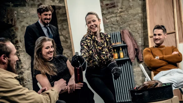 Emanuel Weber, Ewa Noack, Hartmut Jonas , Alexandra Riemann und Johannes Rebers in &bdquo;Ein Teil der Gans&ldquo;. - &copy; Marc Lontzek/ Landestheater Detmold