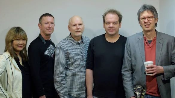 Toshie Seo, Axel Senge, Reinhard Glowazke und Udo Schr&auml;der von der Band Smart Groove mit dem Gitarristen Ansgar Specht. - &copy; Musikschule Lage