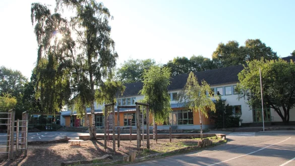 Das Geb&auml;ude der Grundschule Wasserfuhr sollte urspr&uuml;nglich saniert und erweitert werden. Jetzt hat die Stadt andere Pl&auml;ne. - &copy; Heidi Stork