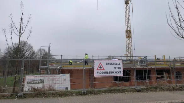 Die Arbeiten an der Kita laufen. - &copy; Thomas Reineke