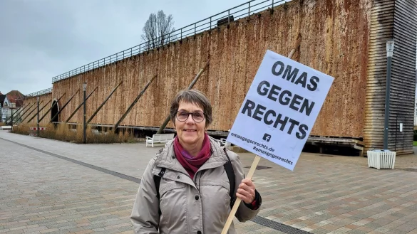 Susanne Huppke m&ouml;chte in Bad Salzuflen eine Ortsgruppe der "Omas gegen Rechts" gr&uuml;nden. - &copy; Freya K&ouml;hring