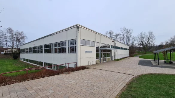 Die Holstenkamphalle neben dem Schul- und B&uuml;rgerforum. - &copy; Nadine Uphoff