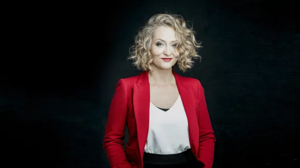 Kabarettistin Anne Folger gastiert in Bad Salzuflen. - &copy; Bildrechte: Anne Folger