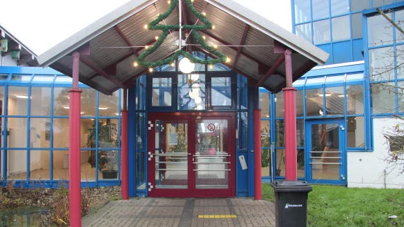 F&uuml;r mehrere Millionen Euro muss das Gymnasium Horn-Bad Meinberg erweitert werden. F&uuml;r die SPD ist das eine wichtige und nachhaltige Investition. - &copy; Cordula Gr&ouml;ne