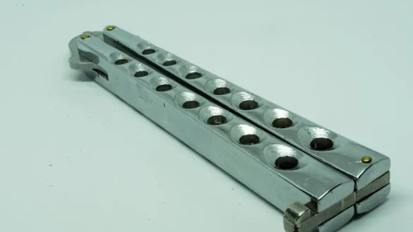 Mit einem Butterfly-Messer stach der Angeklagte auf den Gesch&auml;digten zu. Der jungen Mann aus Kassel (22) &uuml;berlebte dank einer Not-Opration - es war knapp. - &copy; Pixabay