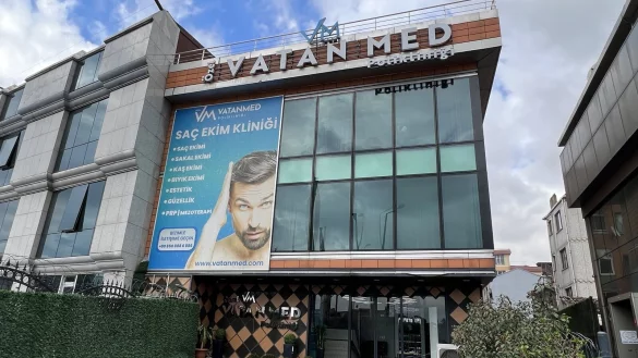 Die Vatanmed-Klinik in Istanbul ist spezialisiert auf Haartransplantationen. Auch Kunden aus Deutschland reisen f&uuml;r eine Behandlung an. - &copy; Can Merey