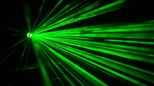 Ein mysteri&ouml;ses gr&uuml;nes Licht &uuml;ber Hiddesen wirft Fragen bei den Anwohnern auf. - &copy; Symbolbild: Pixabay