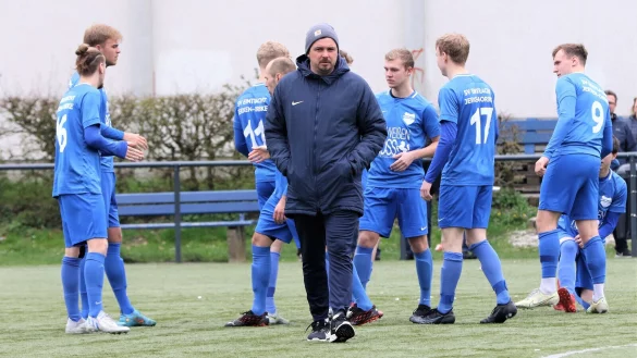 Marco Schlobinski steckt mit dem SVE Jerxen-Orbke in einer schwierigen Situation. - &copy; Oliver K&ouml;nig