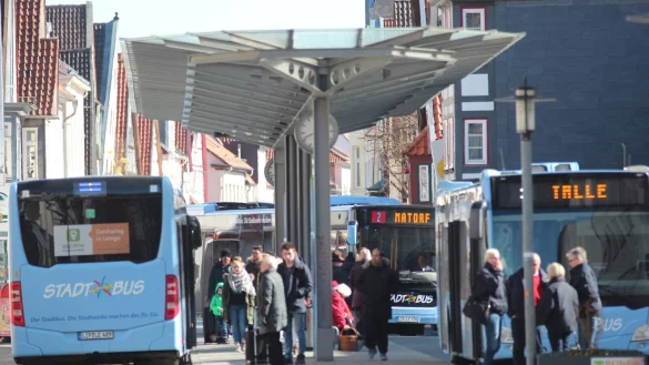 Wer nur innerhalb Lemgos fahren will, fährt mit der "LemGoCard" günstiger. - © Archivfoto: Till Brand