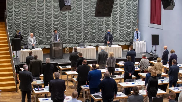 Ein Foto des Stadtrates aus dem Jahr 2021. Bei der j&uuml;ngsten Sitzung wurde angeregt &uuml;ber die "Marke Detmold" diskutiert. - &copy; Symbolbild: Stadt Detmold