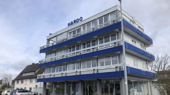 Das Firmengeb&auml;ude von Hardo in der Stra&szlig;e Gr&uuml;ner Sand. - &copy; Georg K&auml;lble