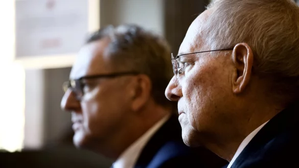 Ferrand und Sch&auml;uble - &copy; Foto: Philipp von Ditfurth/dpa