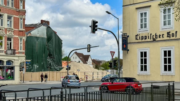 In dem geplanten Neubau am Hornschen Tor soll in Zukunft auch ein Hotel Platz finden - also direkt gegen&uuml;ber vom Lippischen Hof. - &copy; Raphael Bartling