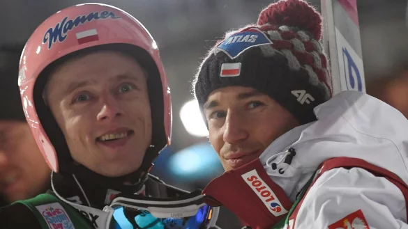 Kubacki und Stoch - &copy; Foto: Angelika Warmuth/dpa