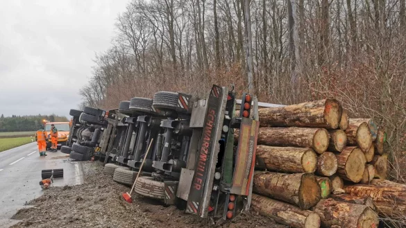 Die Aufr&auml;umarbeiten werden mehrere Stunden dauern. - &copy; Sylvia Frevert