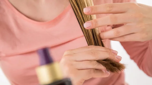 Silikone in Kuren. Doch es gibt auch Produkte, die ohne die fl&uuml;ssigen Kunststoffe auskommen. - &copy; Christin Klose/dpa-tmn