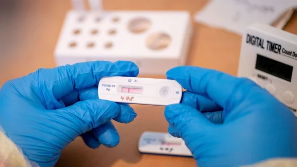 Corona-Schnelltest - &copy; Foto: Kay Nietfeld/dpa
