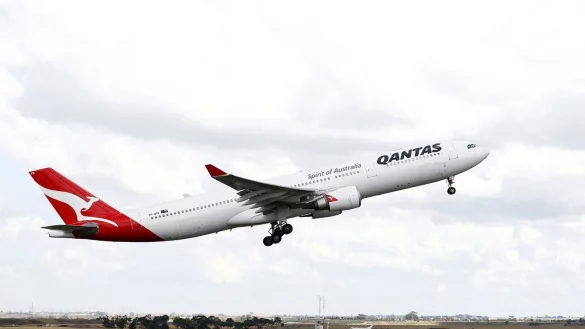 - &copy; Con Chronis/AAP/dpa