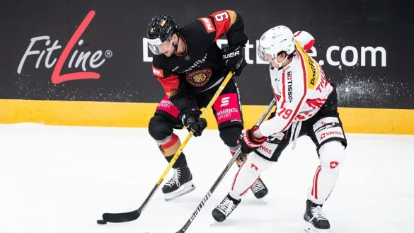 - &copy; Matthias Balk/dpa