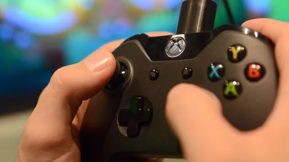 Xbox-Controller - &copy; Foto: Caroline Seidel/dpa-tmn