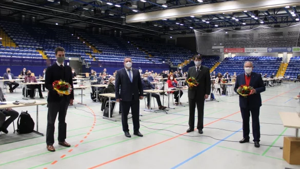 Der Landrat und seine Stellvertreter: Dr Axel Lehmann (zweiter von links) mit Robin Wagener, Stephan Grigat und Kurt Kalkreuter (von links). - &copy; Kreis Lippe