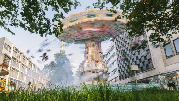 F&uuml;r den Aufbau der Kirmesmeile wird der Niederwall bereits ab Sonntag, 26. Mai, 0 Uhr, gesperrt. - &copy; Bildnachweis: Bielefeld Marketing | Michael Adamski