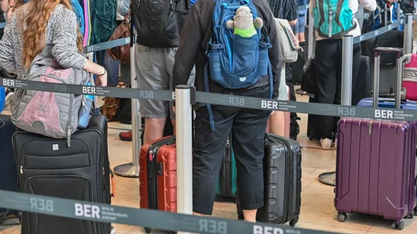 - &copy; Patrick Pleul/dpa