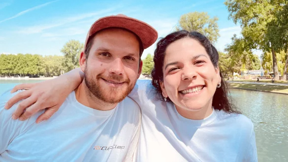 Die geb&uuml;rtige Mexikanerin Ver&oacute;nica Rodr&iacute;guez Villarreal und der Rheda-Wiedenbr&uuml;cker Jannik Reker haben sich w&auml;hrend ihres Produktdesign-Studiums an der Hochschule K&ouml;ln kennengelernt. - &copy; Clip Clap