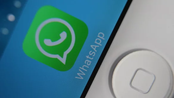 Die Polizei Lippe warnt unter anderem vor WhatsApp-Betr&uuml;gern. - &copy; Foto: Karl-Josef Hildenbrand/dpa