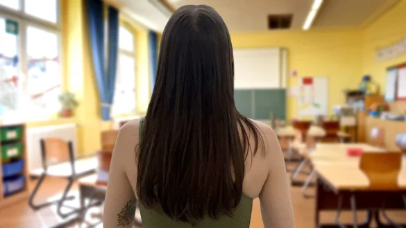 Denia Rodr&iacute;guez B&ouml;wering spricht heute von sexualisierter Gewalt, wenn sie die vermeintliche Liebesbeziehung einordnet. - &copy; Montage: Andreas Fr&uuml;cht/Fotos: privat/dpa