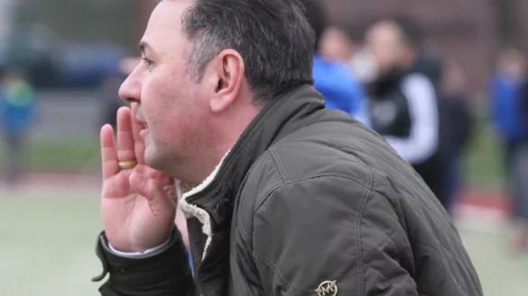 - &copy; Sebastian Lucas