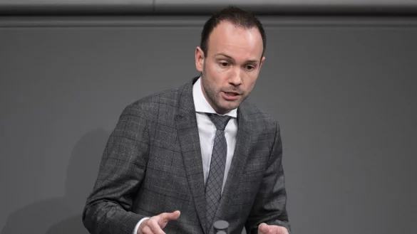 Nikolas L&ouml;bel - &copy; Foto: Carsten Koall/dpa