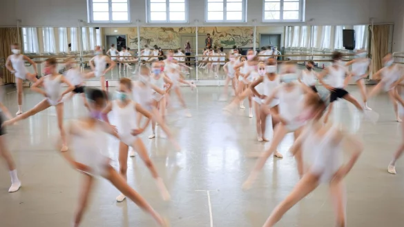 Hamburger Ballettschule - &copy; Foto: Christian Charisius/dpa