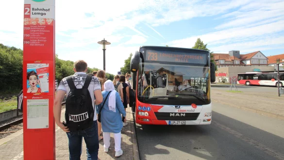 Umsteigen (hier am Lemgoer Bahnhof) ist k&uuml;nftig nicht mehr notwendig. Zwischen Detmold und Kalletal soll eine Schnellbuslinie als &bdquo;Campus-Express" fahren.&nbsp; - &copy; Jens Rademacher