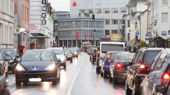 Verkehr in Detmold. - &copy; Bernhard Preuss