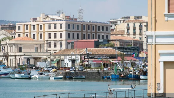 Urlaub auf Sizilien - &copy; Foto: picture alliance / dpa