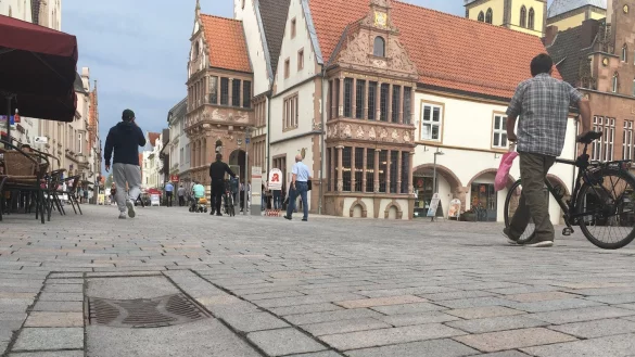 In der Lemgoer Mittelstra&szlig;e entstehen einige neue Gesch&auml;fte. - &copy; Till Brand