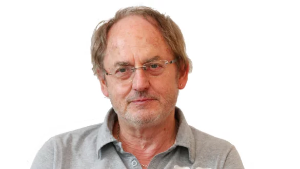 Rolf-R&uuml;diger Rottmann ist  Fu&szlig;ball-Fachmann und Zahnarzt. - &copy; J&ouml;rg Hagemann