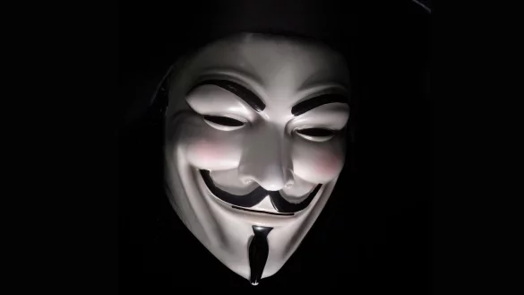 Die R&auml;uber sollen laut Zeugenaussagen Masken getragen haben, die an den Film "V wie Vendetta" angelehnt sind. - &copy; Symbolbild: Pixabay