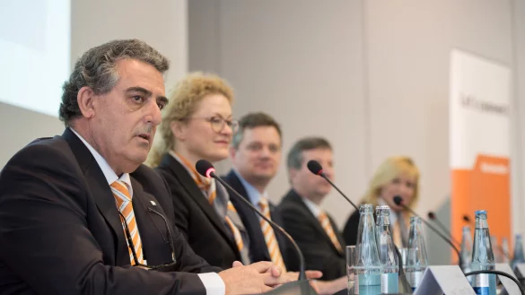 - &copy; Weidm&uuml;ller