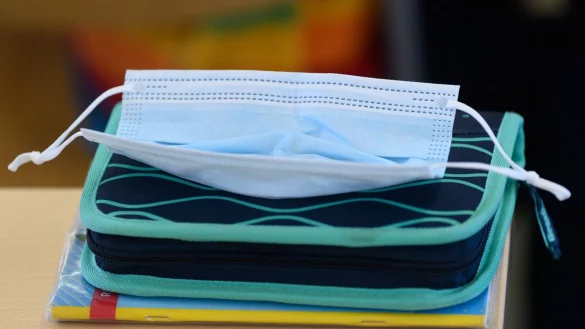 Corona-Ausbr&uuml;che an Schulen - &copy; Foto: Robert Michael/dpa-Zentralbild/dpa