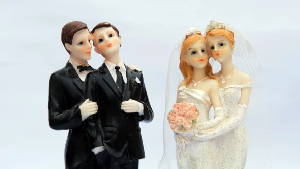 Der Vatikan hat Antworten des Papstes auf einen kritischen Brief mit kontrovers diskutierten Fragen ver&ouml;ffentlicht. Vor allem Franziskus' Antwort zu Segnungen f&uuml;r homosexuelle Paare lie&szlig; aufhorchen. (Symbolbild) - &copy; Sebastian Kahnert/dpa